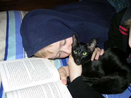 Anakin est toujours là où il se passe quelque chose... même s'il s'agit de lecture avec Paul